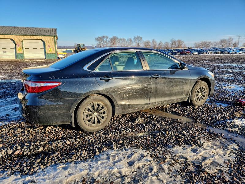 Фото 3 - TOYOTA CAMRY