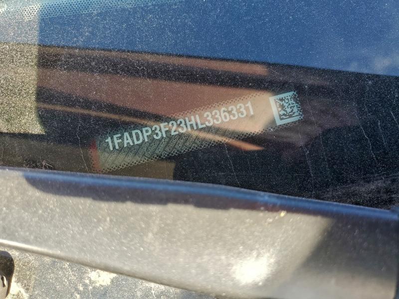 Фото 12 - FORD FOCUS