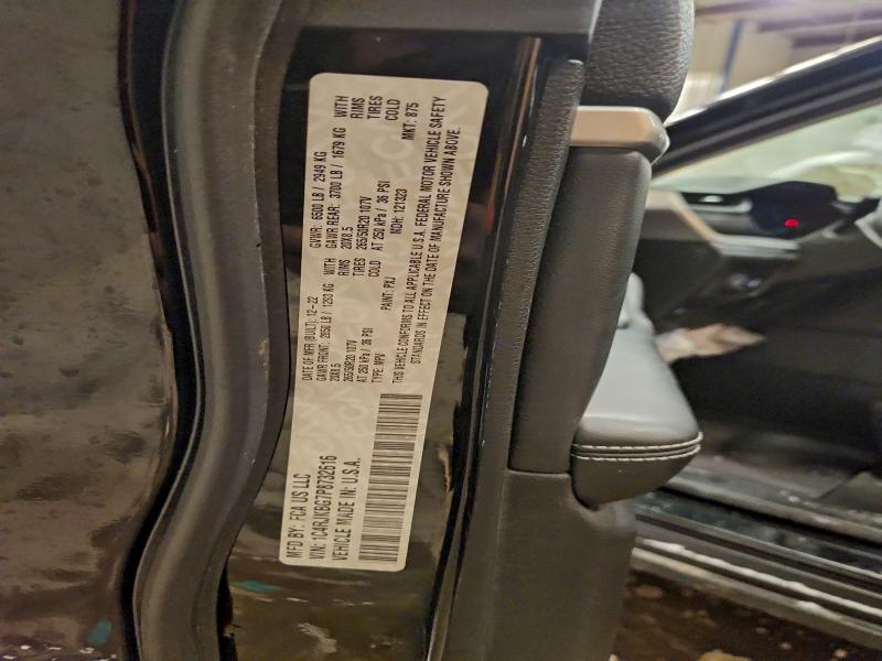 Фото 13 - JEEP GRAND CHER