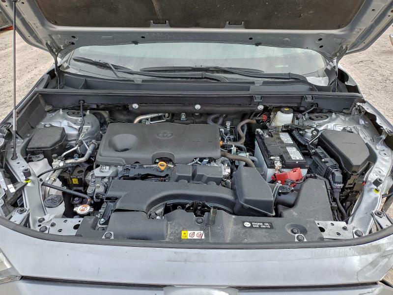 Фото 12 - TOYOTA RAV4