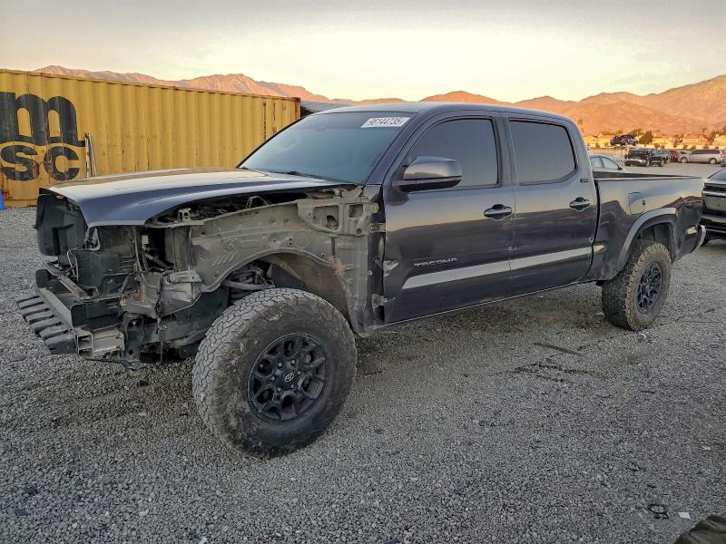 Фото 1 - TOYOTA TACOMA