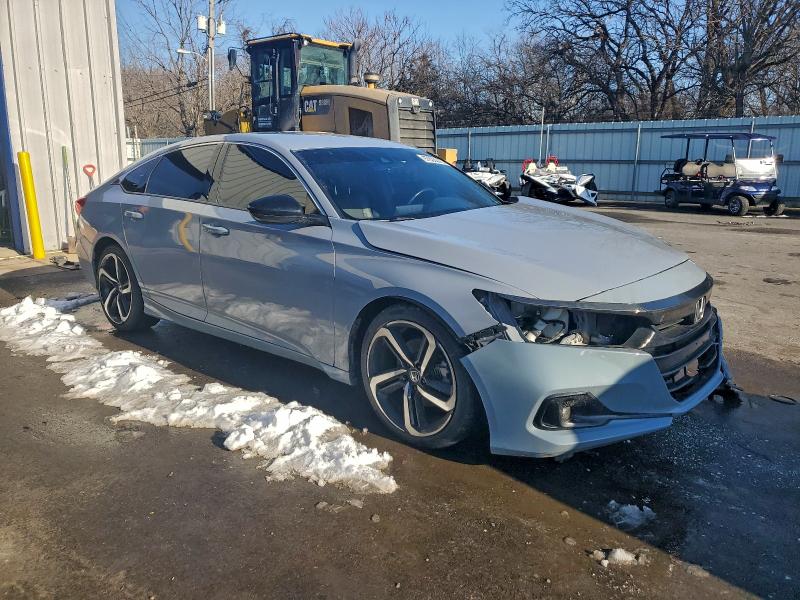 Фото 4 - HONDA ACCORD