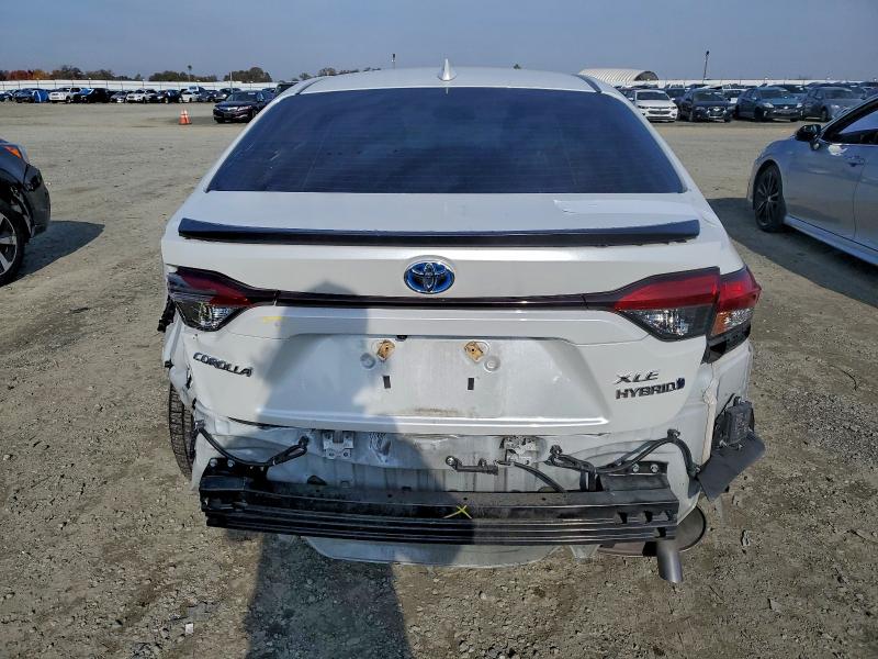 Фото 6 - TOYOTA COROLLA