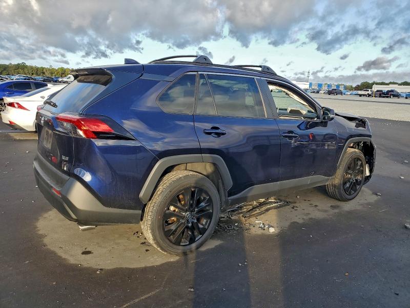 Фото 3 - TOYOTA RAV4