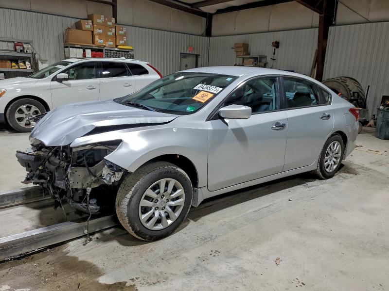 Фото 1 - NISSAN ALTIMA