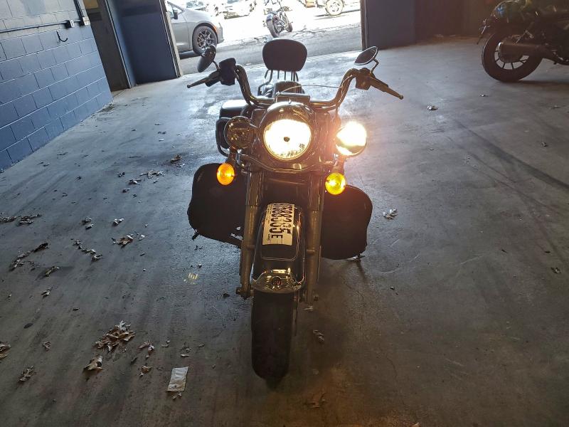 HARLEY-DAVIDSON FL 2013