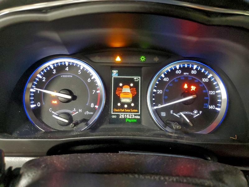 Фото 9 - TOYOTA HIGHLANDER