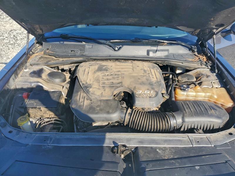 Фото 11 - DODGE CHALLENGER