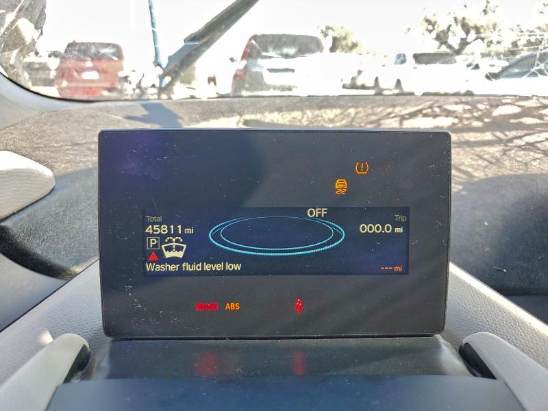 Фото 9 - BMW I SERIES