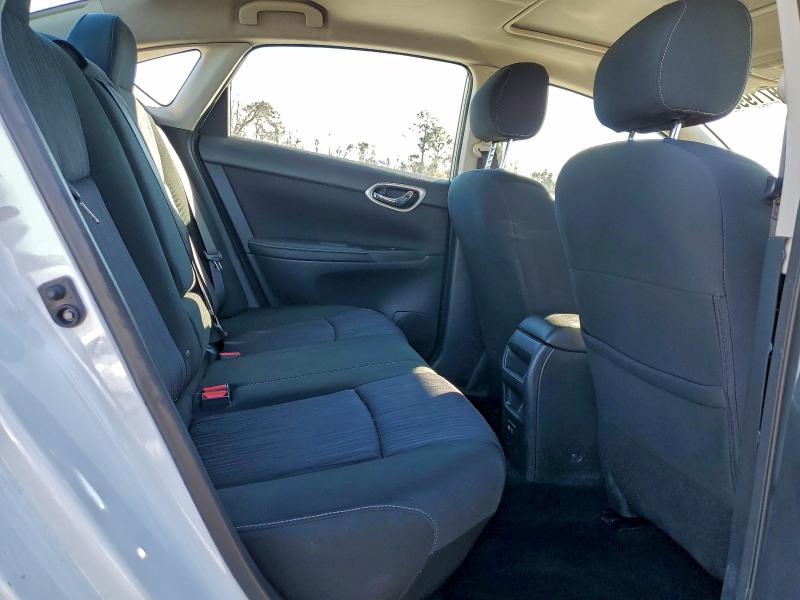 Фото 10 - NISSAN SENTRA