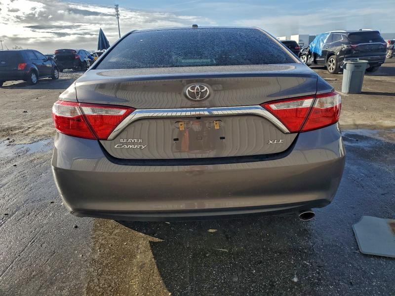 Фото 6 - TOYOTA CAMRY