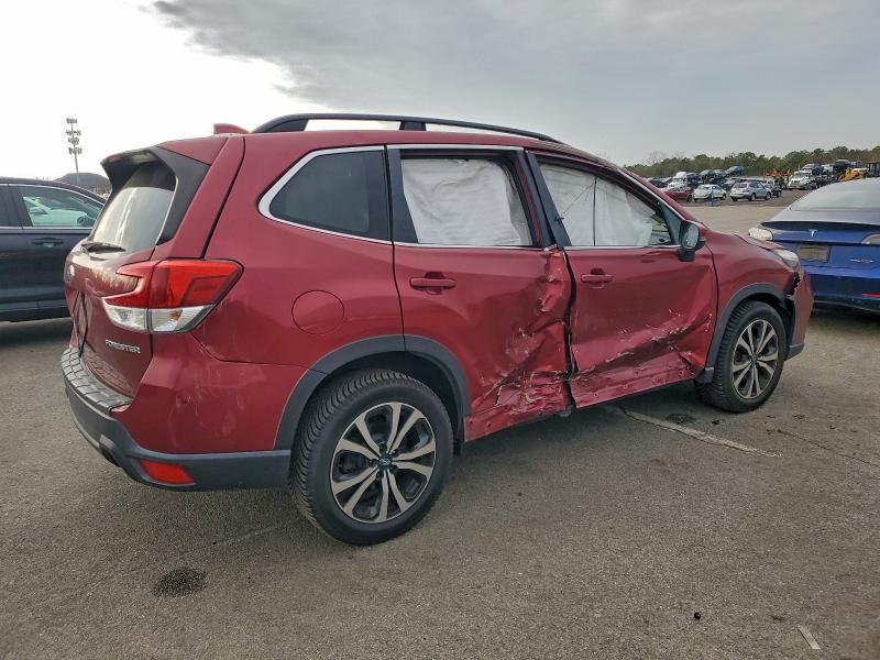 Фото 3 - SUBARU FORESTER