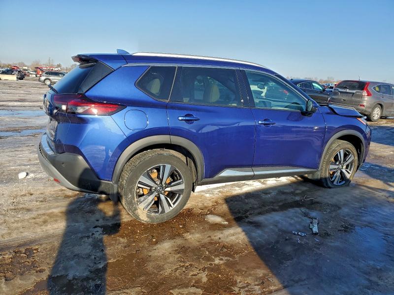 Фото 3 - NISSAN ROGUE