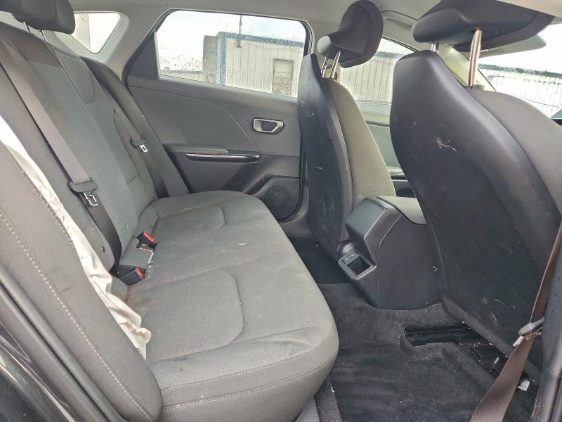 Фото 10 - KIA K4 LX