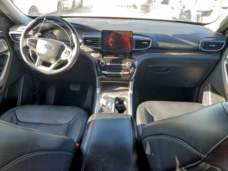 Фото 8 - FORD EXPLORER