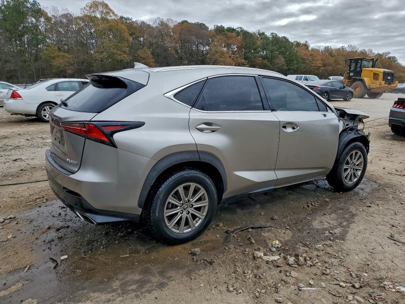 Фото 3 - LEXUS NX