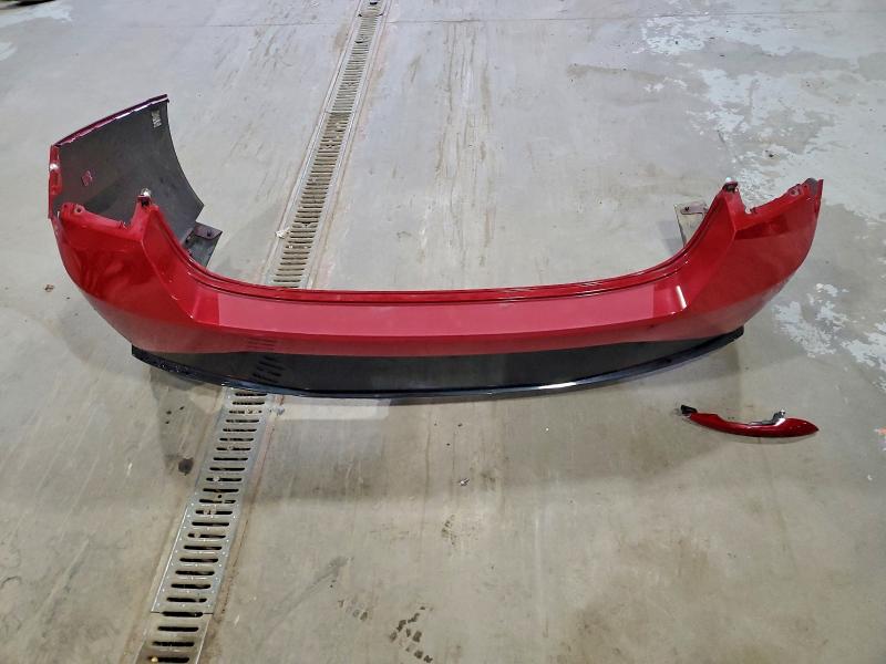 Фото 12 - HYUNDAI ELANTRA