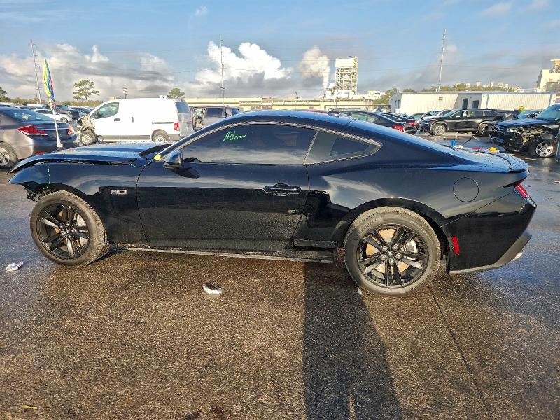 Фото 2 - FORD MUSTANG