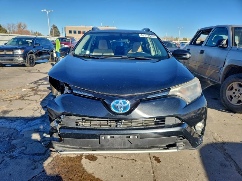 Фото 5 - TOYOTA RAV4