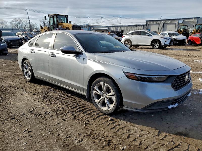 Фото 4 - HONDA ACCORD