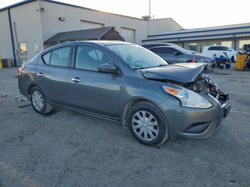 Фото 4 - NISSAN VERSA