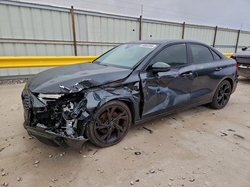 Фото 1 - AUDI A3