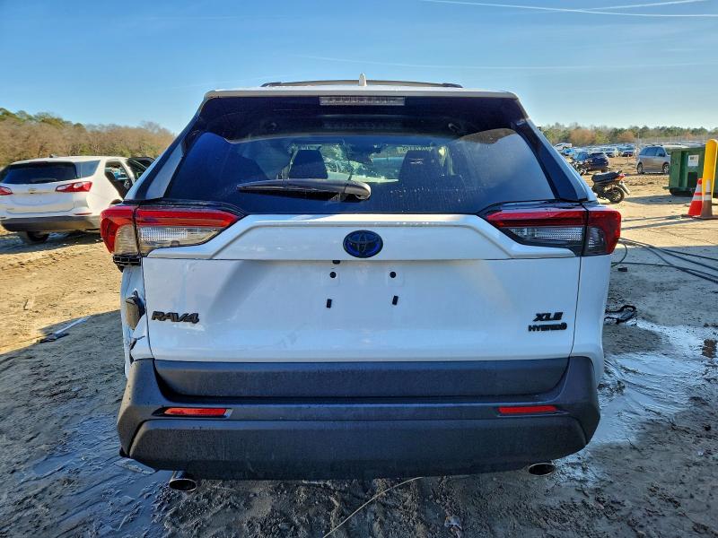 Фото 6 - TOYOTA RAV4