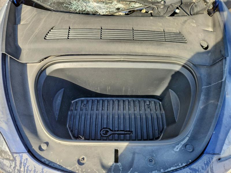 TESLA MODEL Y 2023 VIN 7SAYGDEE7PA203246