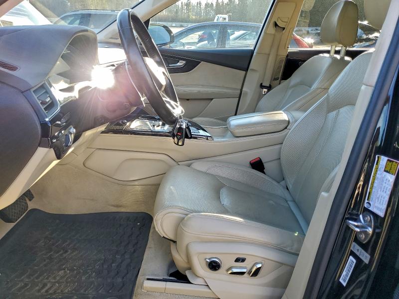 Фото 7 - AUDI Q7