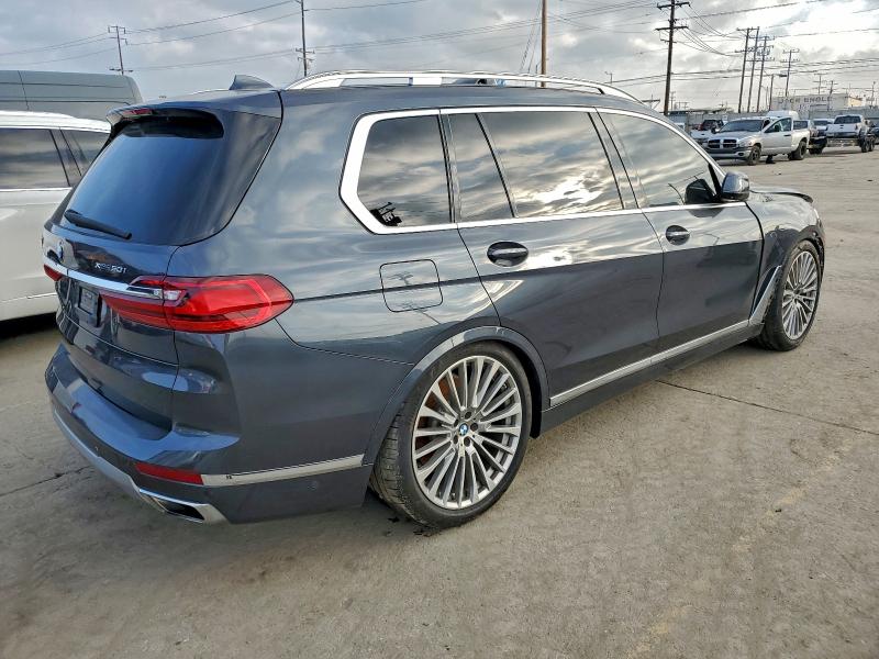 Фото 3 - BMW X7