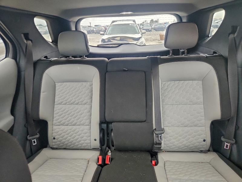 Фото 10 - CHEVROLET EQUINOX