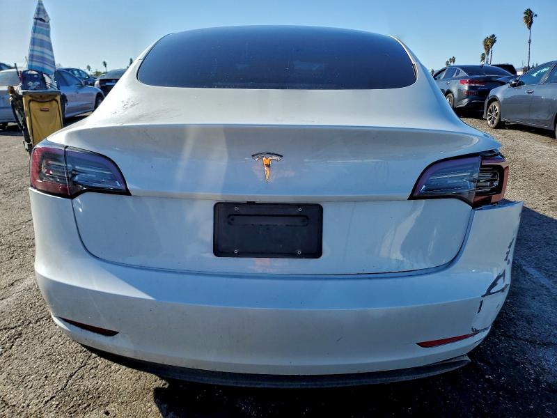 Фото 6 - TESLA MODEL 3