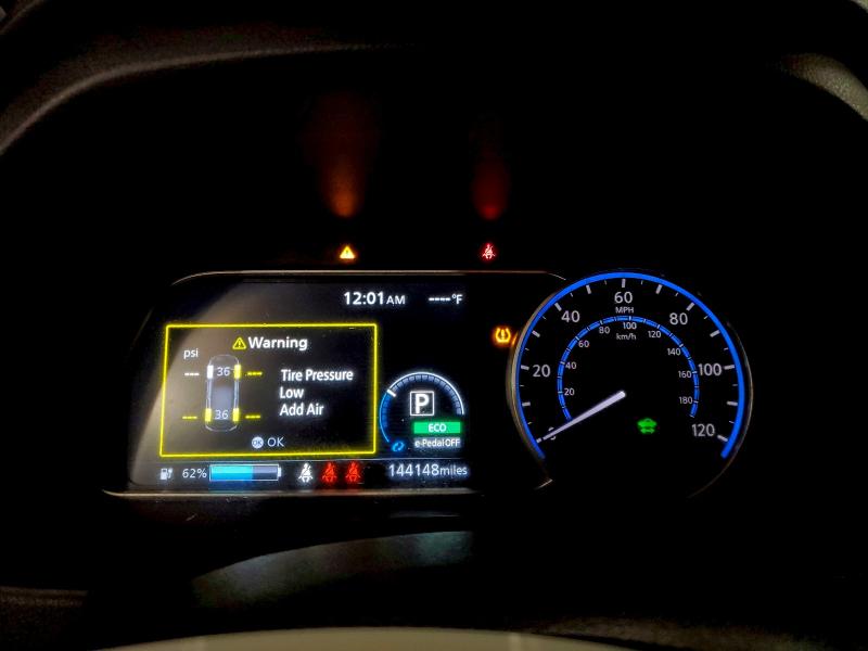 Фото 9 - NISSAN LEAF