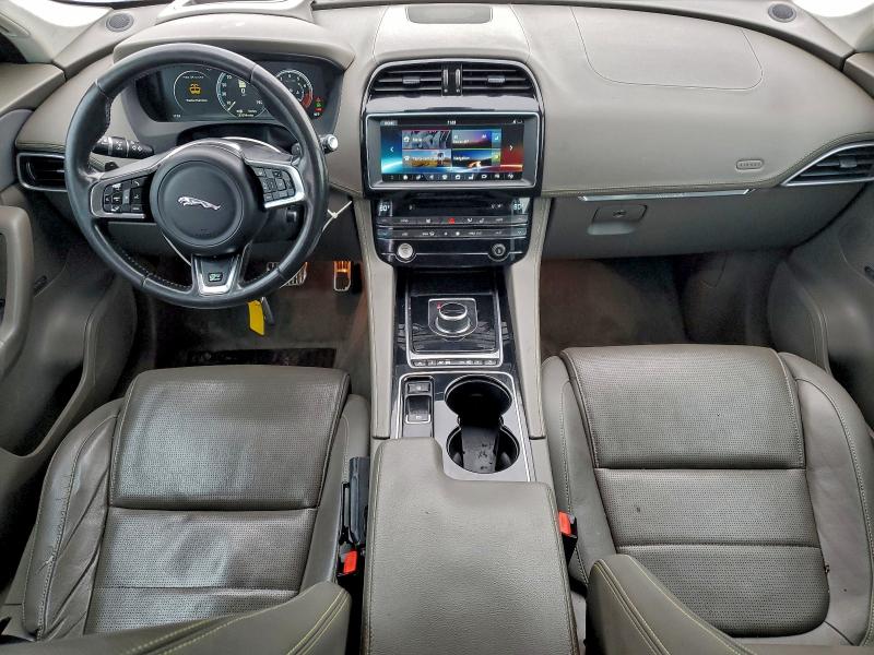 Фото 8 - JAGUAR F-PACE