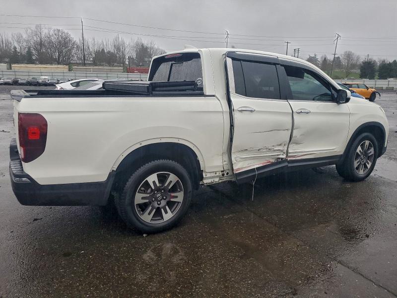 Фото 3 - HONDA RIDGELINE