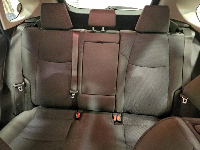 Фото 10 - TOYOTA RAV4