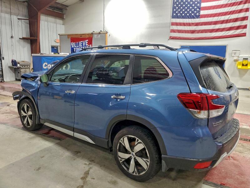 Фото 2 - SUBARU FORESTER