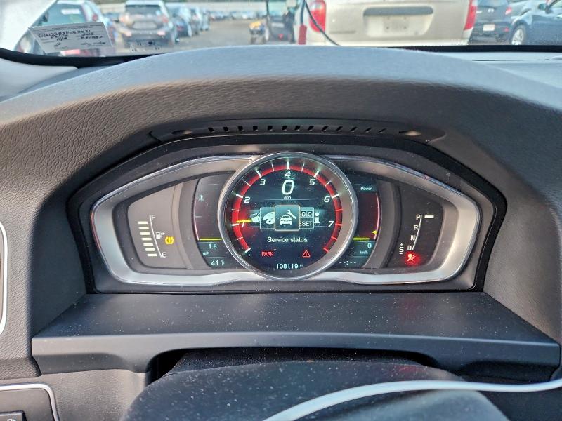 Фото 9 - VOLVO V60