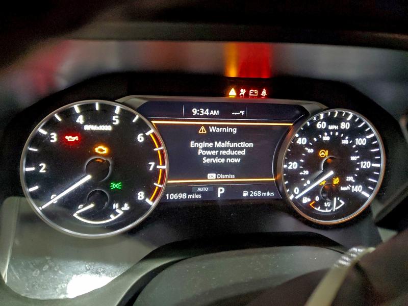 Фото 9 - NISSAN ROGUE