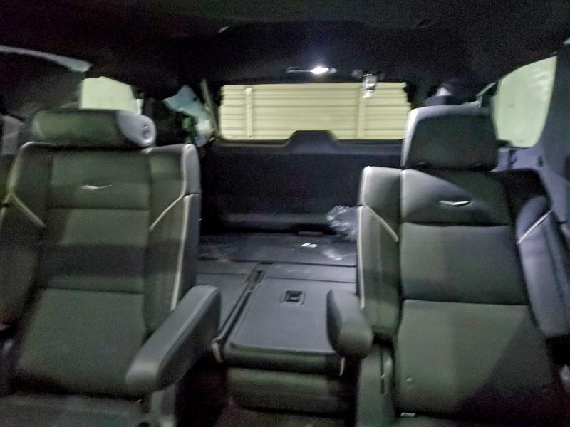 Фото 10 - CADILLAC ESCALADE