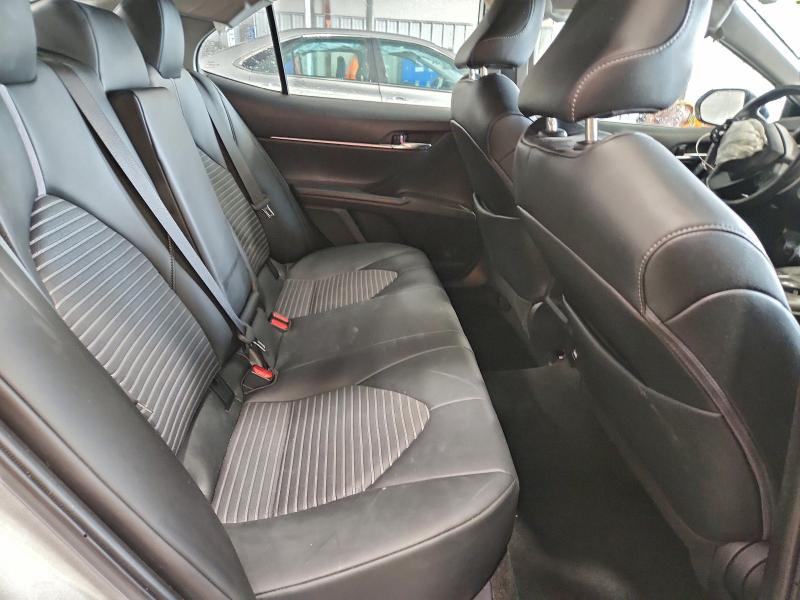 Фото 10 - TOYOTA CAMRY