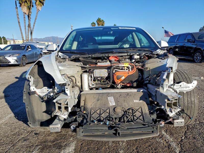 Фото 5 - TESLA MODEL 3