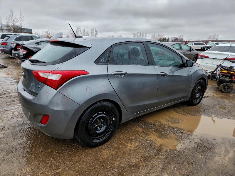 Фото 3 - HYUNDAI ELANTRA