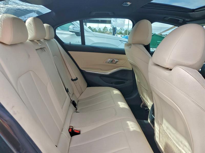 Фото 10 - BMW 3 SERIES