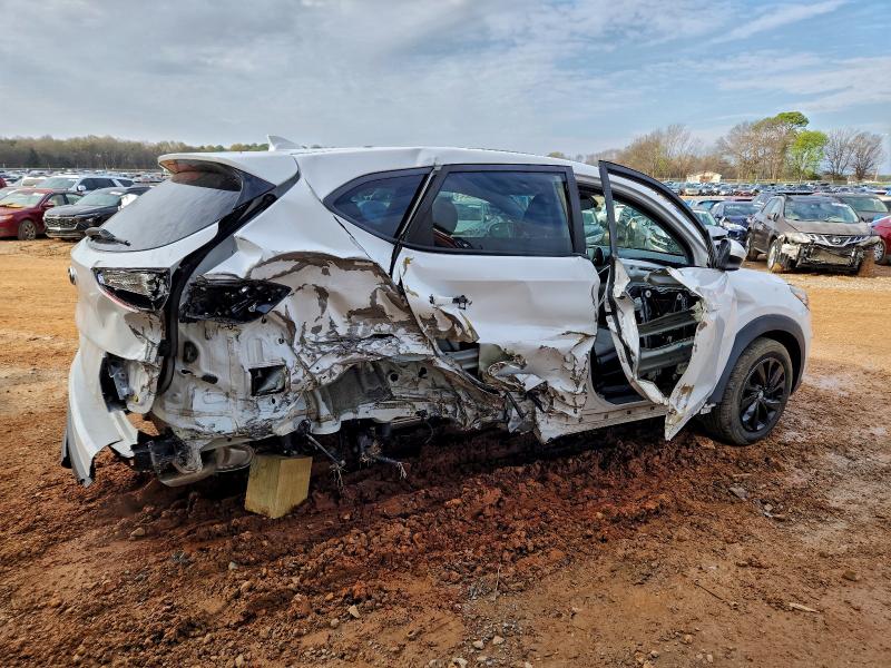 Фото 3 - HYUNDAI TUCSON