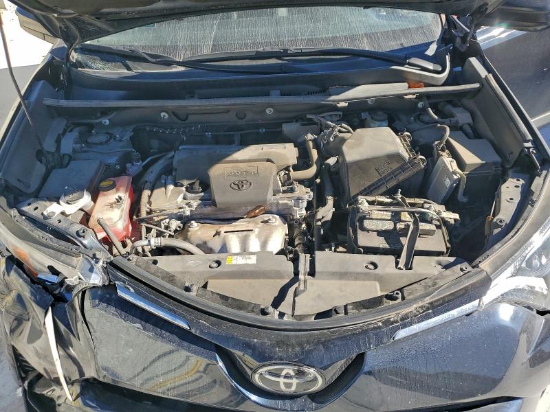 Фото 12 - TOYOTA RAV4