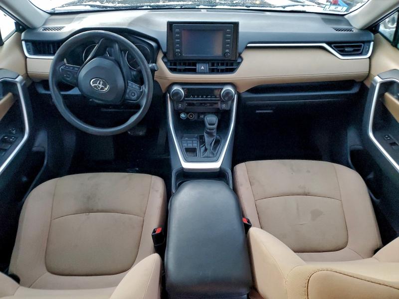 Фото 8 - TOYOTA RAV4