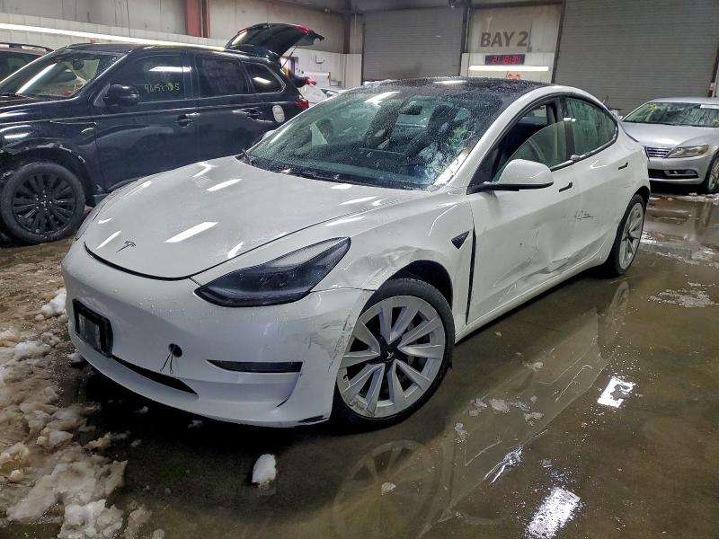 Фото 1 - TESLA MODEL 3