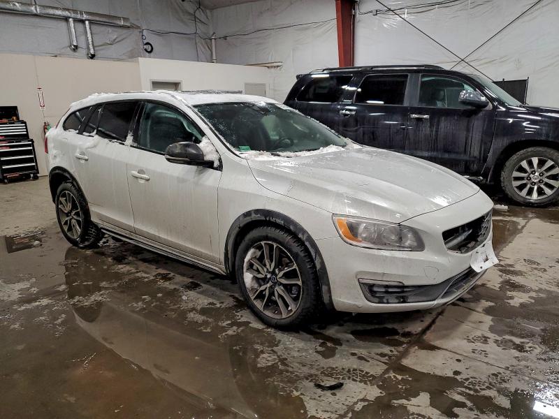 VOLVO V60 2017 VIN YV440MWK0H1041426