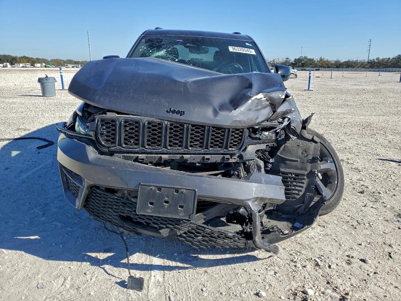 Фото 5 - JEEP GRAND CHER